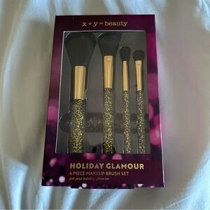 4 Pack of Makeup Brushes
